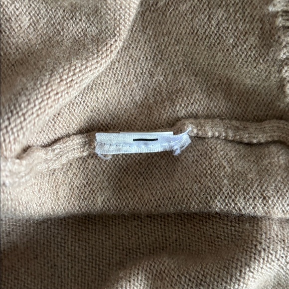 Banana Republic Tan Knit Open Cardigan Sweater with Removable Faux Fur Trim - Picture 8 of 8